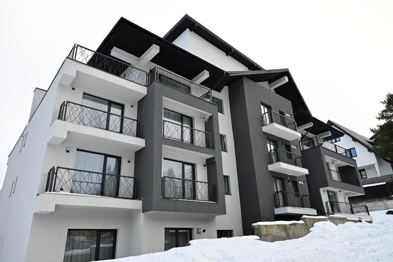 R&B Apartments Predeal Esterno foto