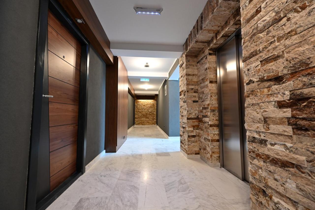 R&B Apartments Predeal Esterno foto