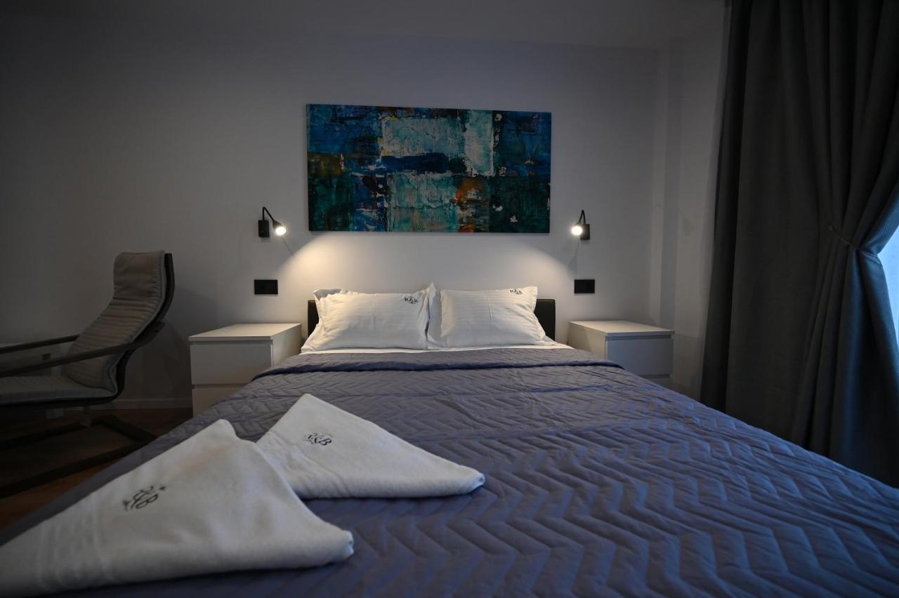 R&B Apartments Predeal Esterno foto