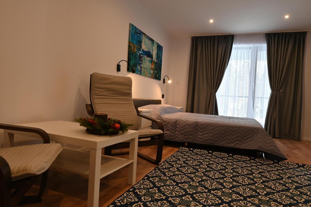 R&B Apartments Predeal Esterno foto