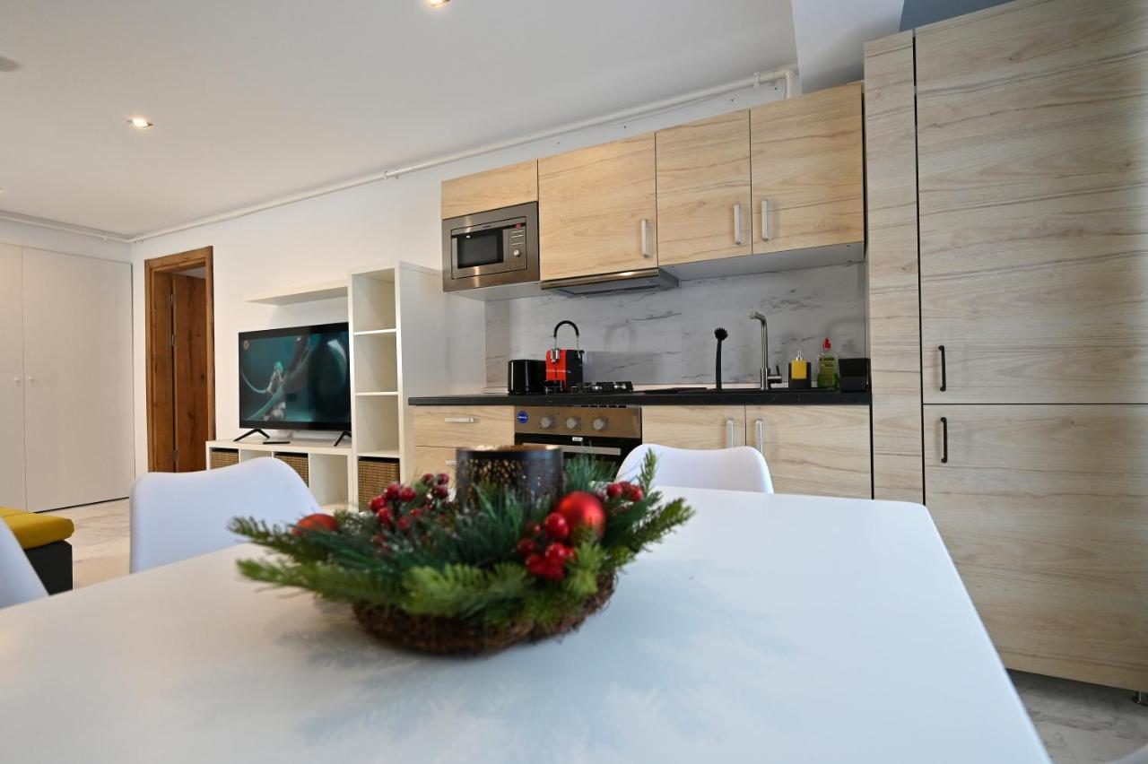 R&B Apartments Predeal Esterno foto